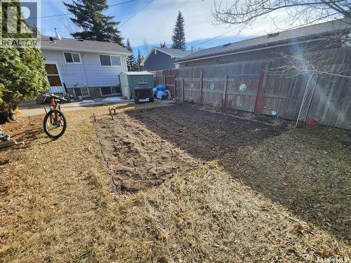 1272 King Street, Estevan, SK - Outdoor