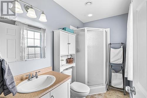 11 Patricks Place, Conception Bay South, NL - Indoor Photo Showing Bathroom