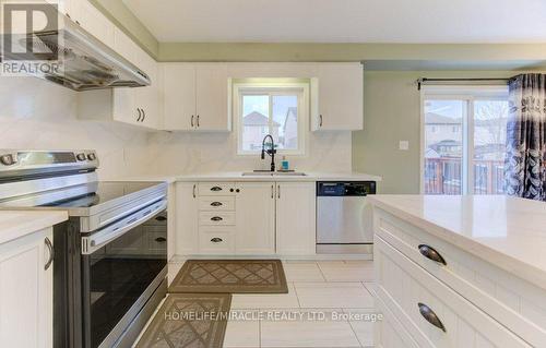 199 Cranbrook Street, Kitchener, ON - Indoor Photo Showing Kitchen