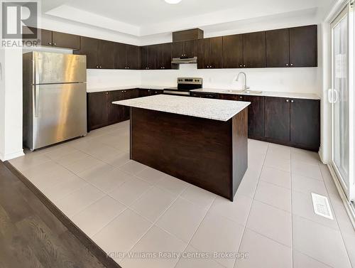 25 Mackenzie Street, Southgate, ON - Indoor Photo Showing Kitchen