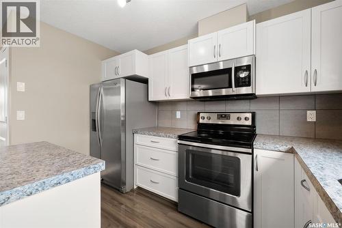5057 Cornell Gate, Regina, SK - Indoor Photo Showing Kitchen With Stainless Steel Kitchen