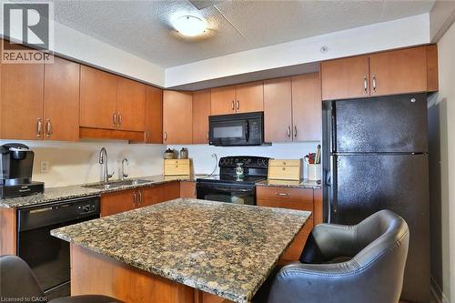 776 Laurelwood Drive Unit# 705, Waterloo, ON - Indoor Photo Showing Kitchen