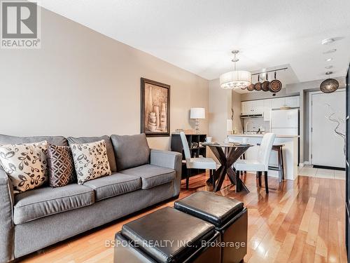 1217 - 323 Richmond Street E, Toronto, ON - Indoor Photo Showing Living Room