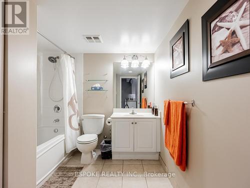 1217 - 323 Richmond Street E, Toronto, ON - Indoor Photo Showing Bathroom