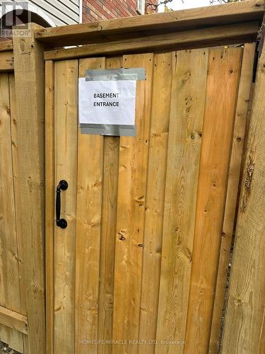 7100 Walworth Court, Mississauga, ON - Indoor Photo Showing Basement