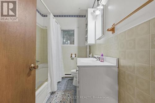 6 Ottawa Street, Laurentian Hills, ON - Indoor