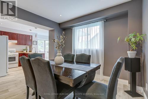 2055 Hunters Wood Drive, Burlington, ON - Indoor Photo Showing Dining Room