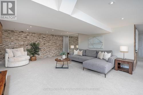 75 Brookfield Road, Oakville (Co Central), ON - Indoor Photo Showing Living Room