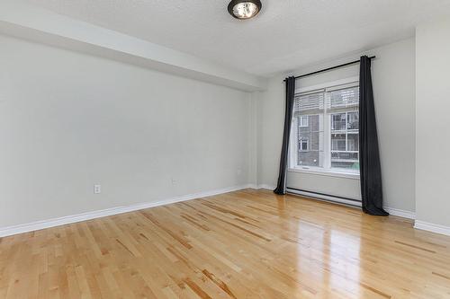 Primary bedroom - 206-3095 Av. Ernest-Hemingway, Montréal (Saint-Laurent), QC - Indoor Photo Showing Other Room