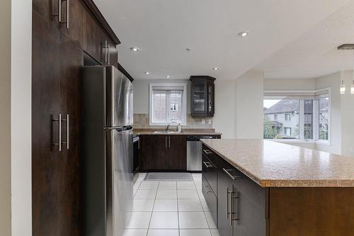 Kitchen - 206-3095 Av. Ernest-Hemingway, Montréal (Saint-Laurent), QC - Indoor Photo Showing Kitchen