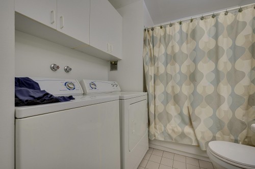 Salle de bains - 201-305 Rue Laviolette, Saint-Jérôme, QC - Indoor Photo Showing Bathroom