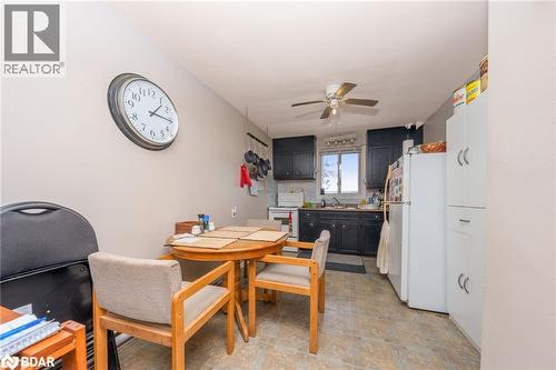 94 Sixth Avenue, Brantford, ON - Indoor