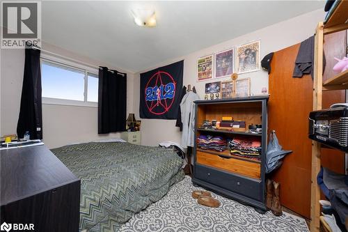 94 Sixth Avenue, Brantford, ON - Indoor Photo Showing Bedroom
