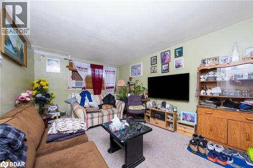 94 Sixth Avenue, Brantford, ON - Indoor