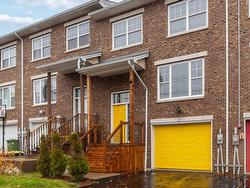 27 Collingwood Court  Dartmouth, NS B2W 0G4