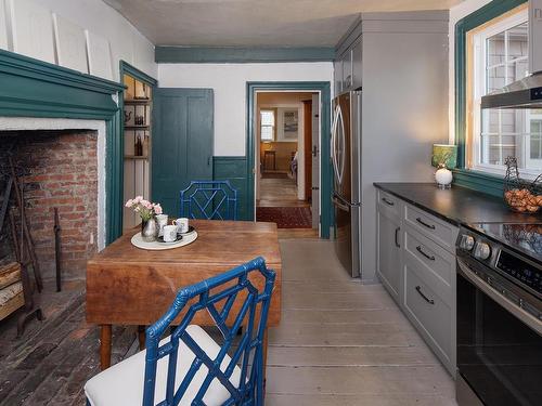 69 Fox Street, Lunenburg, NS 