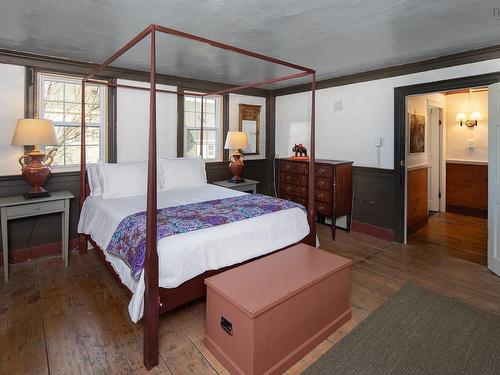 69 Fox Street, Lunenburg, NS 