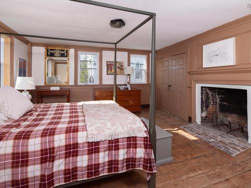 69 Fox Street, Lunenburg, NS 