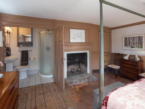 69 Fox Street, Lunenburg, NS 