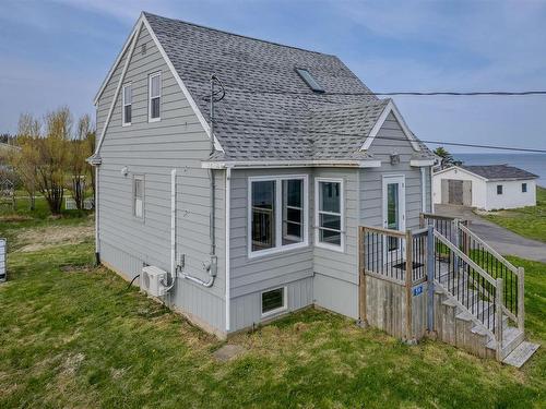 59 Cliff Street, Port Morien, NS 