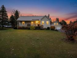 11 Downsview Drive  Lower Truro, NS B6L 1E8