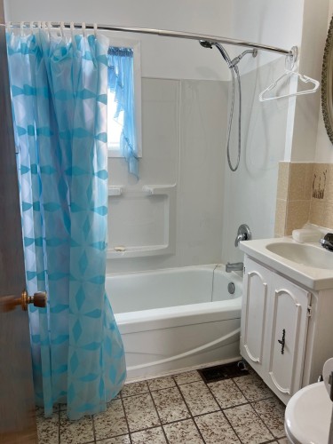 Salle de bains - 25 Boul. Perron O., Matapédia, QC - Indoor Photo Showing Bathroom