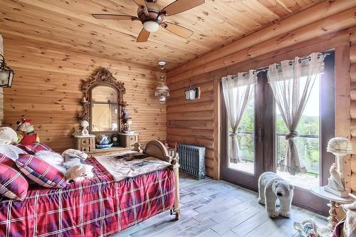 Bedroom - 40 Rue De L'Orée-Des-Bois, Sainte-Catherine-De-La-Jacques-Cartier, QC - Indoor