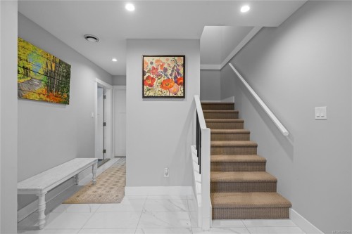 453 Silver Mountain Dr, Nanaimo, BC - Indoor Photo Showing Other Room