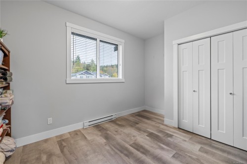 453 Silver Mountain Dr, Nanaimo, BC - Indoor Photo Showing Other Room