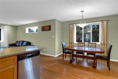 396 Beech Ave, Duncan, BC 