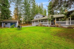 777 Salsbury Rd  Courtenay, BC V9N 9M2