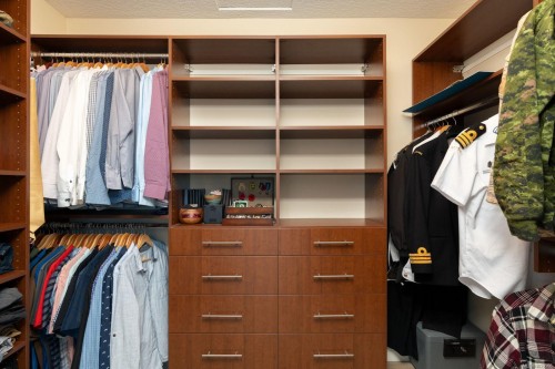 5173 Lochside Dr, Saanich, BC 