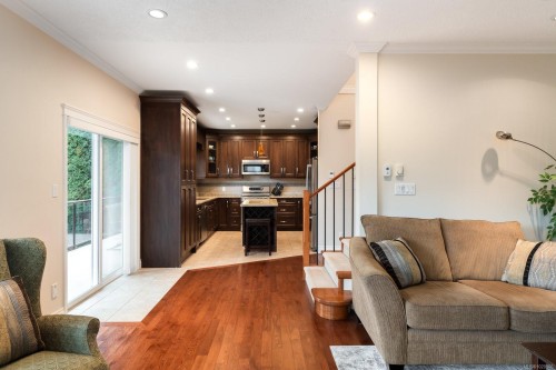 5173 Lochside Dr, Saanich, BC 