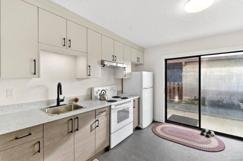 3782 Grieve Rd, Port Alberni, BC 