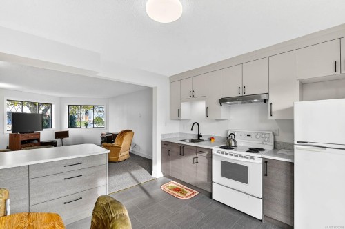 3782 Grieve Rd, Port Alberni, BC 