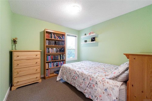 6255 Blueback Rd, Nanaimo, BC 