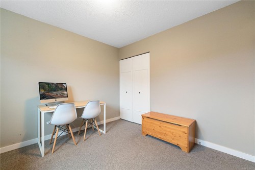 6255 Blueback Rd, Nanaimo, BC 