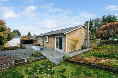 6255 Blueback Rd, Nanaimo, BC 