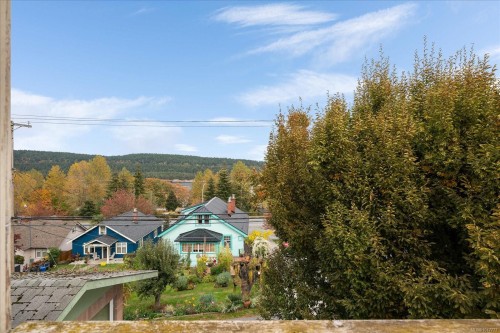 F-16 High St, Ladysmith, BC - Outdoor With View