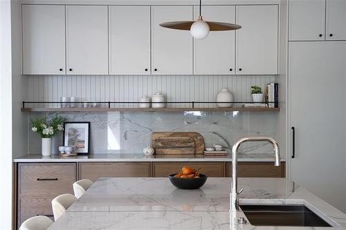 303 Boreham Blvd, Winnipeg, MB 