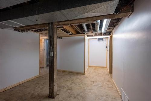 55 Polson Ave, Winnipeg, MB 