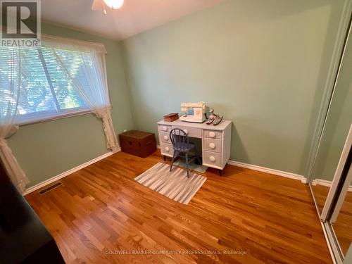 4 - 4 Rosanne Crescent, Hamilton, ON - Indoor