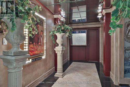 2215 Doulton Drive, Mississauga, ON - Indoor Photo Showing Other Room