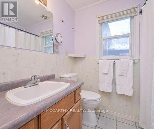 319 Victoria Street, Shelburne, ON - Indoor Photo Showing Bathroom