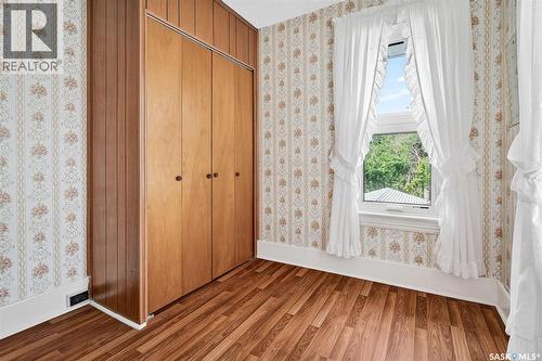 1120 3Rd Avenue Nw, Moose Jaw, SK - Indoor Photo Showing Other Room