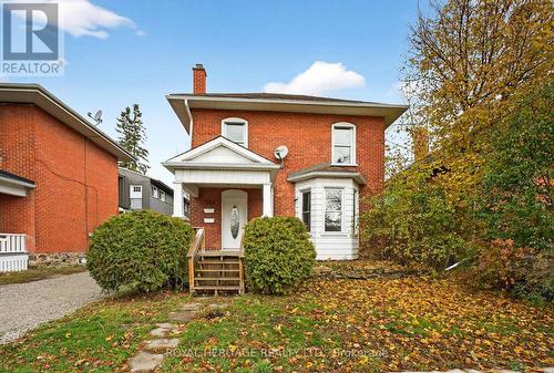 364 PARKHILL ROAD W  Peterborough (Northcrest Ward 5), ON K9H 3J1