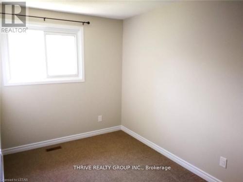 86 - 70 Fiddlers Green Road, London North (North P), ON - Indoor Photo Showing Other Room