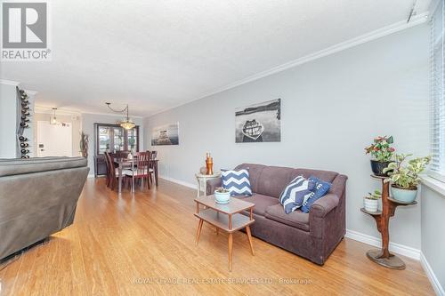 708 - 3100 Kirwin Avenue, Mississauga, ON - Indoor Photo Showing Living Room