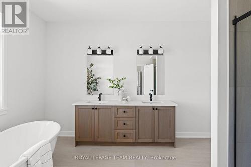 109 Alcock Drive, Beckwith, ON - Indoor Photo Showing Bathroom