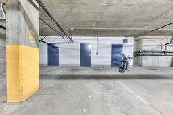 Garage - 